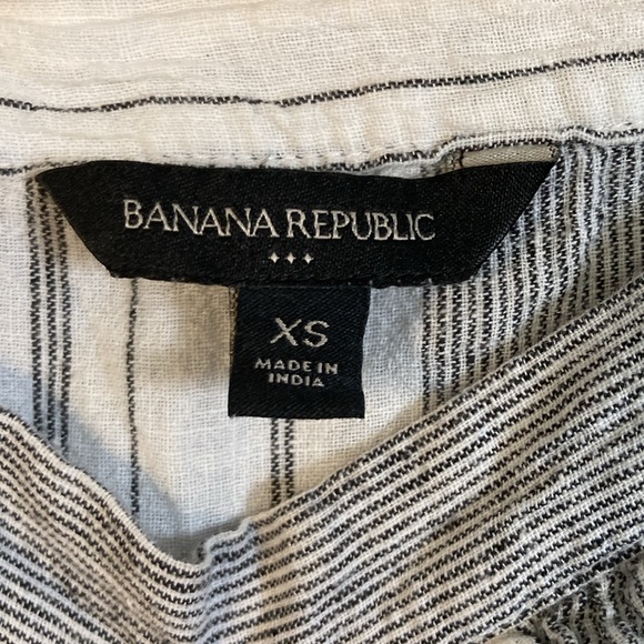 Banana Republic Square-Neck Puff-Sleeve Blouse ~ Extra Small ~ Black and White - Picture 8 of 9